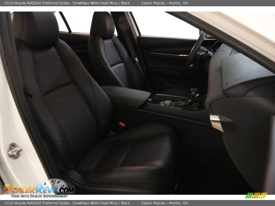 2019 Mazda MAZDA3 Preferred Sedan Snowflake White Pearl Mica / Black Photo #17