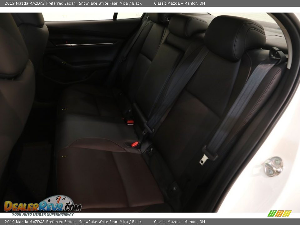 2019 Mazda MAZDA3 Preferred Sedan Snowflake White Pearl Mica / Black Photo #19
