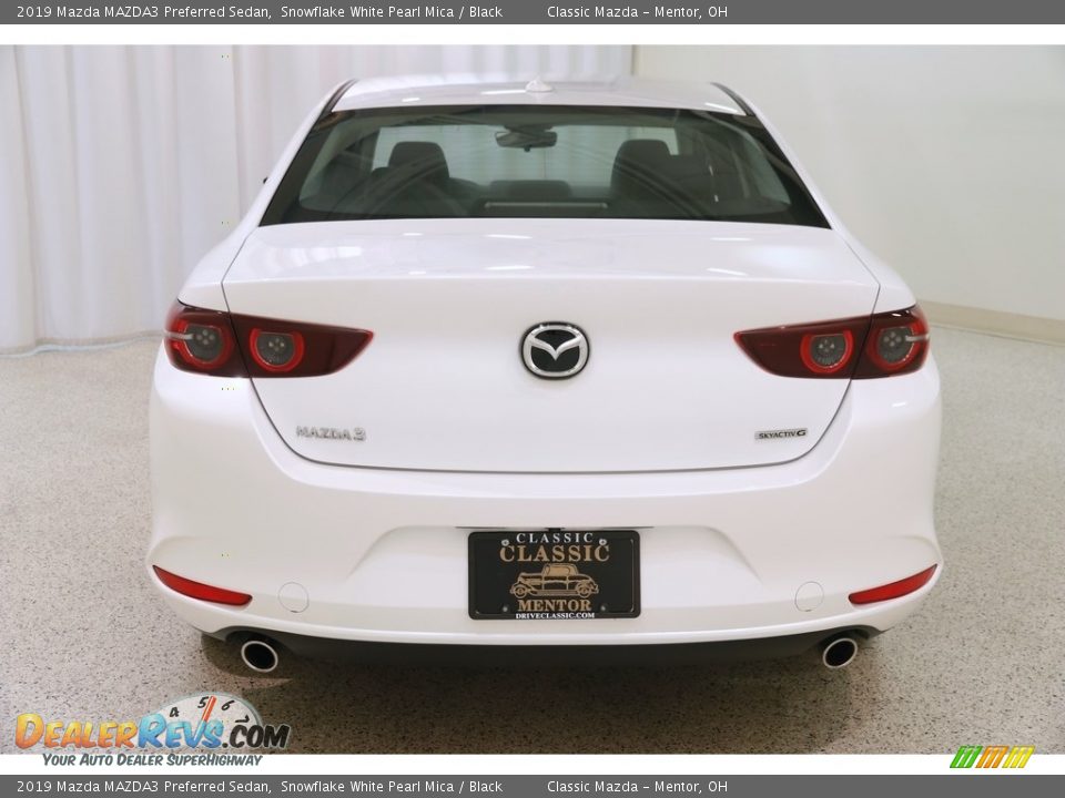 2019 Mazda MAZDA3 Preferred Sedan Snowflake White Pearl Mica / Black Photo #20