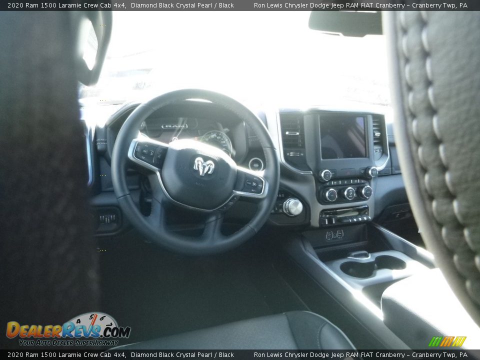 2020 Ram 1500 Laramie Crew Cab 4x4 Diamond Black Crystal Pearl / Black Photo #14