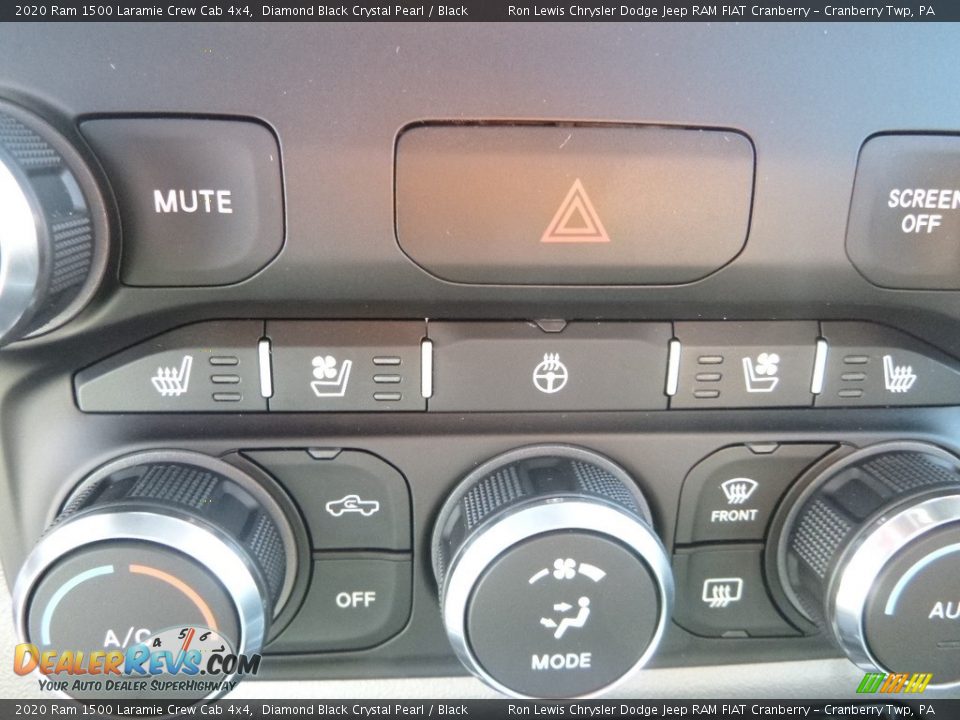 2020 Ram 1500 Laramie Crew Cab 4x4 Diamond Black Crystal Pearl / Black Photo #19