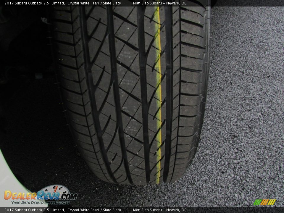 2017 Subaru Outback 2.5i Limited Crystal White Pearl / Slate Black Photo #24