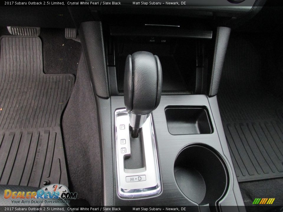 2017 Subaru Outback 2.5i Limited Crystal White Pearl / Slate Black Photo #27