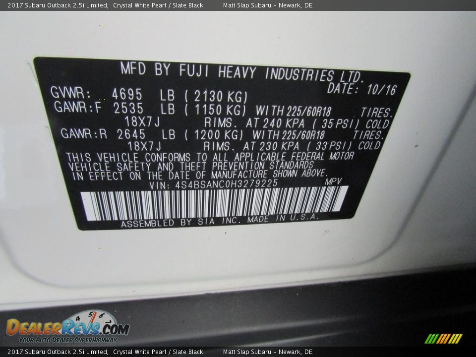 2017 Subaru Outback 2.5i Limited Crystal White Pearl / Slate Black Photo #30