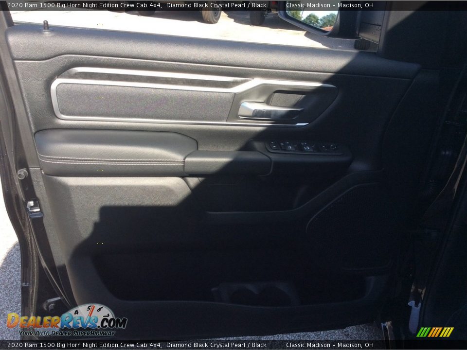 2020 Ram 1500 Big Horn Night Edition Crew Cab 4x4 Diamond Black Crystal Pearl / Black Photo #11