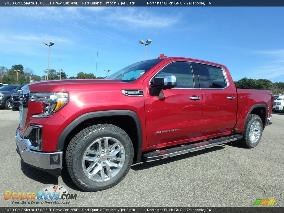 Front 3/4 View of 2020 GMC Sierra 1500 SLT Crew Cab 4WD Photo #1