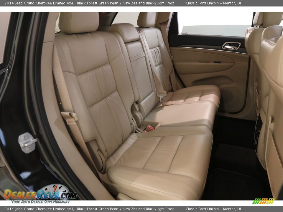 2014 Jeep Grand Cherokee Limited 4x4 Black Forest Green Pearl / New Zealand Black/Light Frost Photo #24