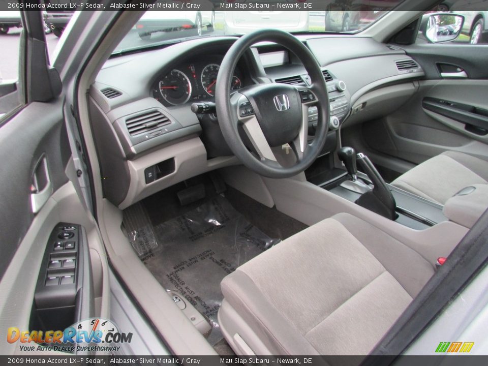 2009 Honda Accord LX-P Sedan Alabaster Silver Metallic / Gray Photo #12