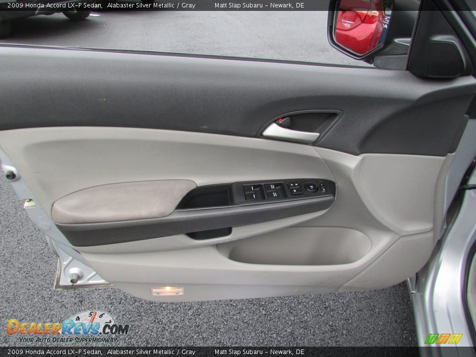2009 Honda Accord LX-P Sedan Alabaster Silver Metallic / Gray Photo #14