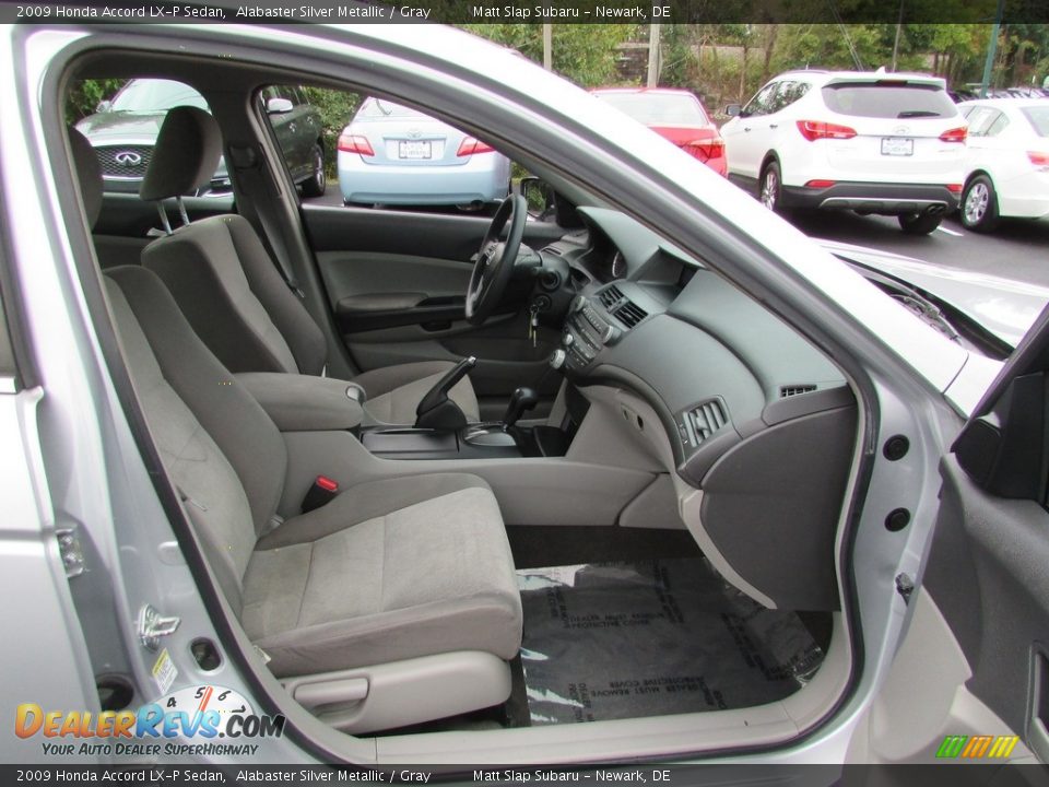 2009 Honda Accord LX-P Sedan Alabaster Silver Metallic / Gray Photo #18