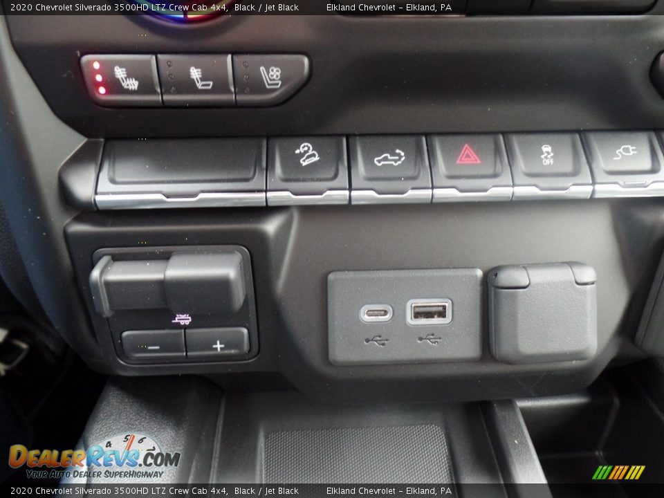 Controls of 2020 Chevrolet Silverado 3500HD LTZ Crew Cab 4x4 Photo #34
