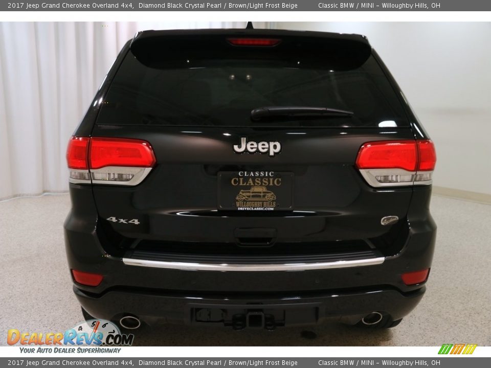 2017 Jeep Grand Cherokee Overland 4x4 Diamond Black Crystal Pearl / Brown/Light Frost Beige Photo #26