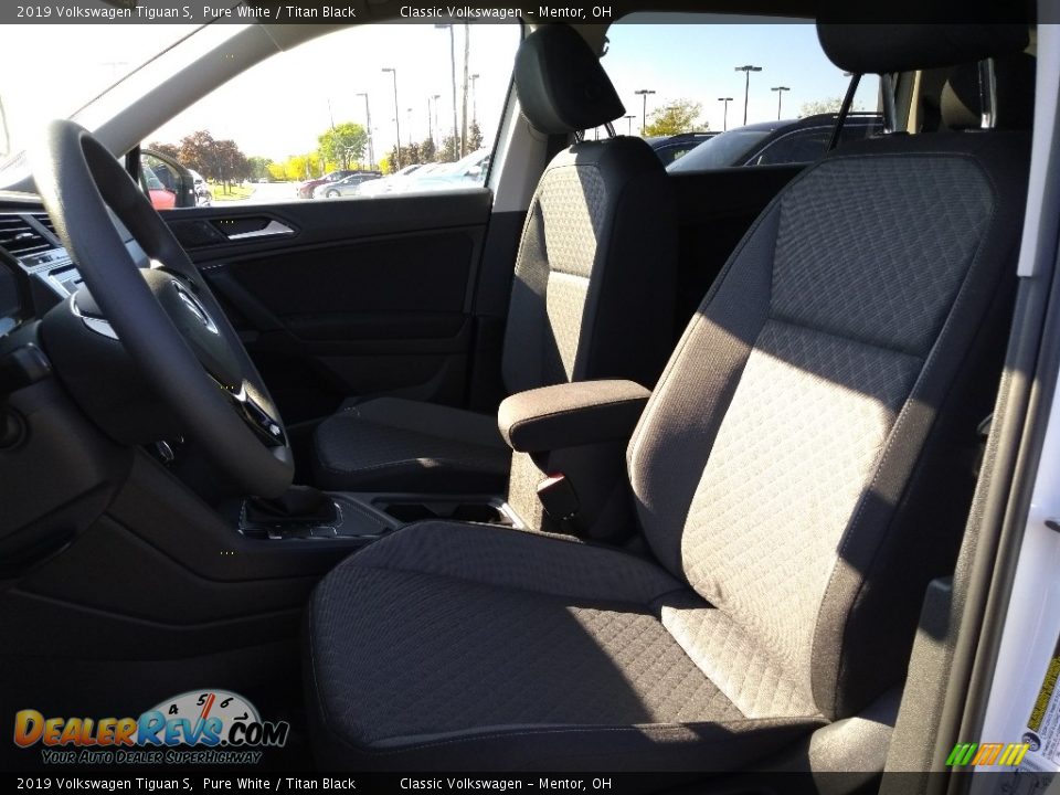 2019 Volkswagen Tiguan S Pure White / Titan Black Photo #3