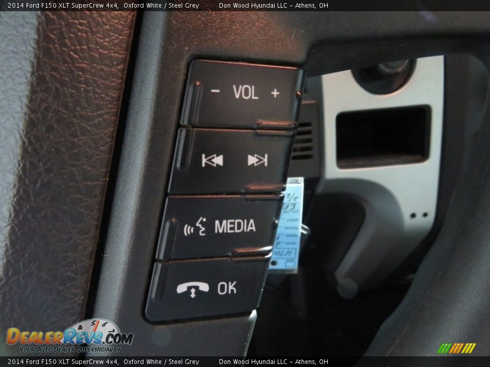 2014 Ford F150 XLT SuperCrew 4x4 Oxford White / Steel Grey Photo #32