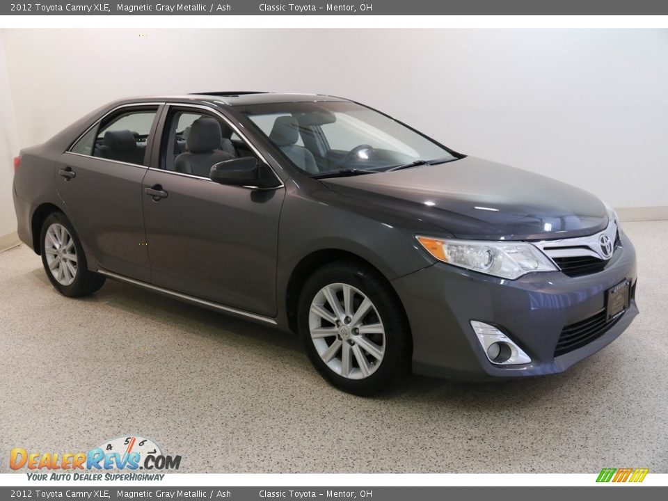 2012 Toyota Camry XLE Magnetic Gray Metallic / Ash Photo #1