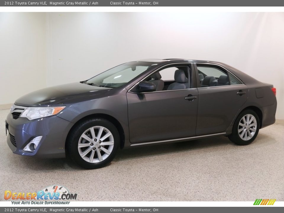 2012 Toyota Camry XLE Magnetic Gray Metallic / Ash Photo #3