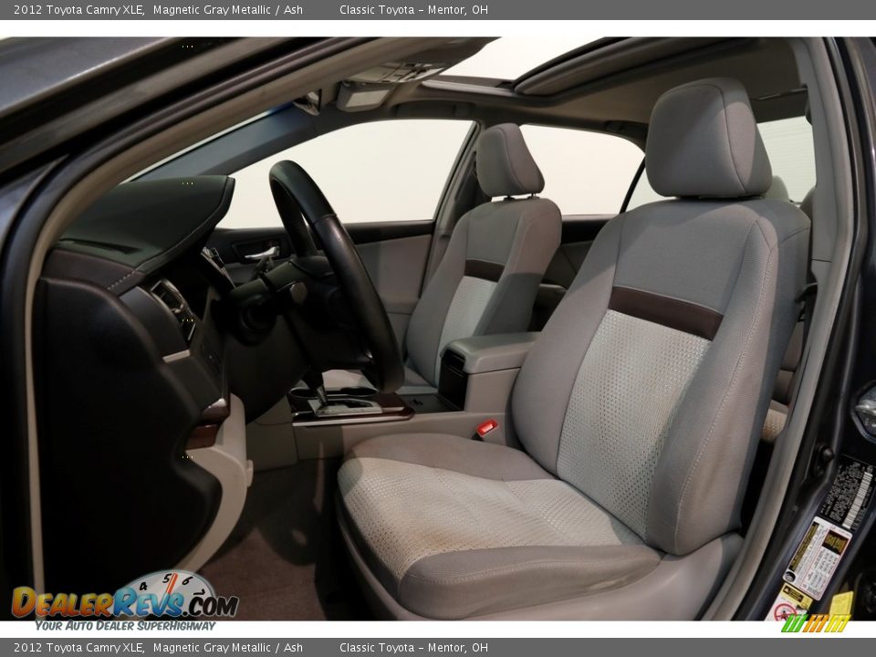 2012 Toyota Camry XLE Magnetic Gray Metallic / Ash Photo #5