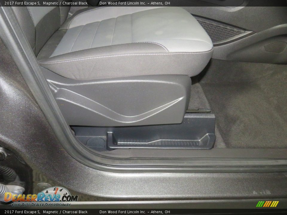 2017 Ford Escape S Magnetic / Charcoal Black Photo #28
