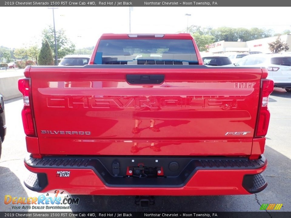 2019 Chevrolet Silverado 1500 RST Crew Cab 4WD Red Hot / Jet Black Photo #3
