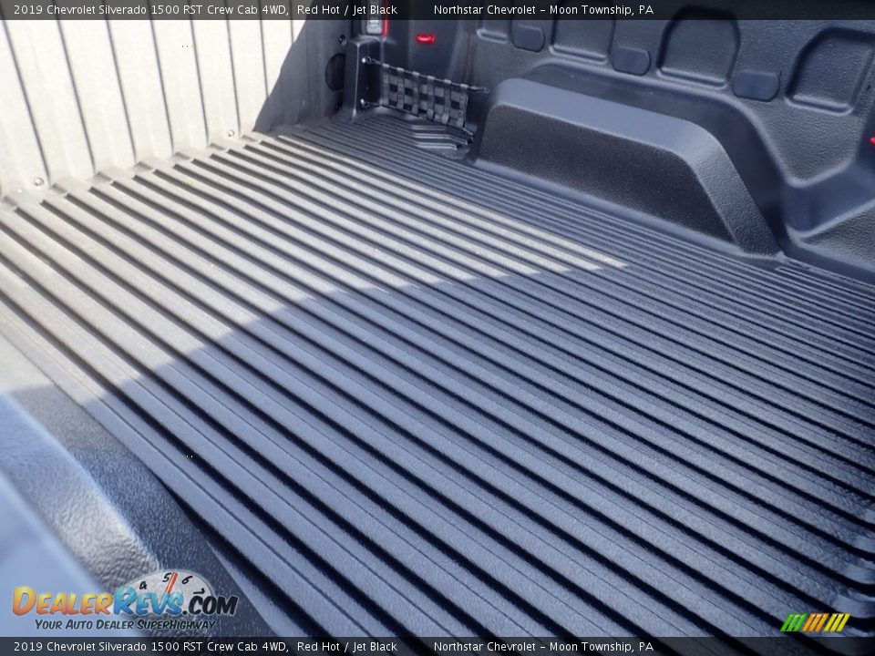 2019 Chevrolet Silverado 1500 RST Crew Cab 4WD Red Hot / Jet Black Photo #11