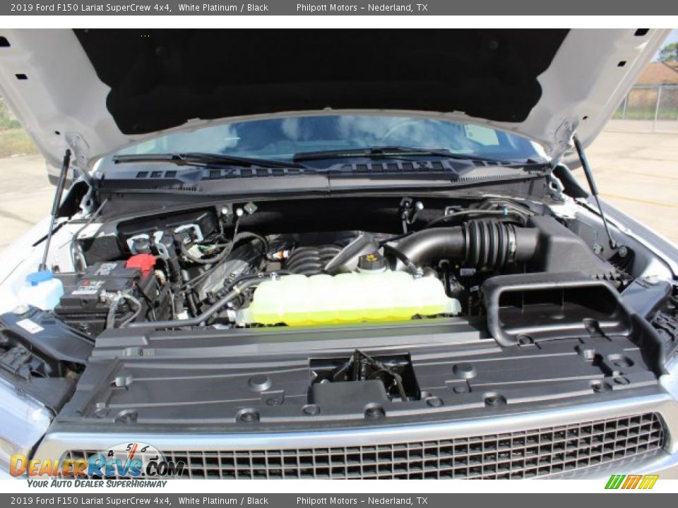 2019 Ford F150 Lariat SuperCrew 4x4 White Platinum / Black Photo #24