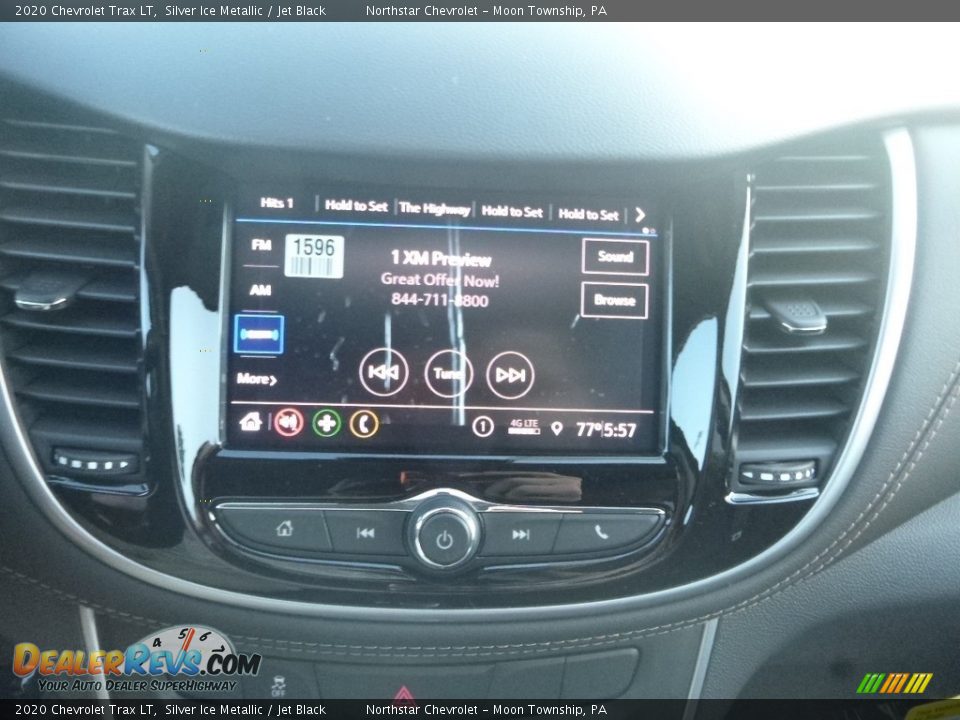 2020 Chevrolet Trax LT Silver Ice Metallic / Jet Black Photo #17