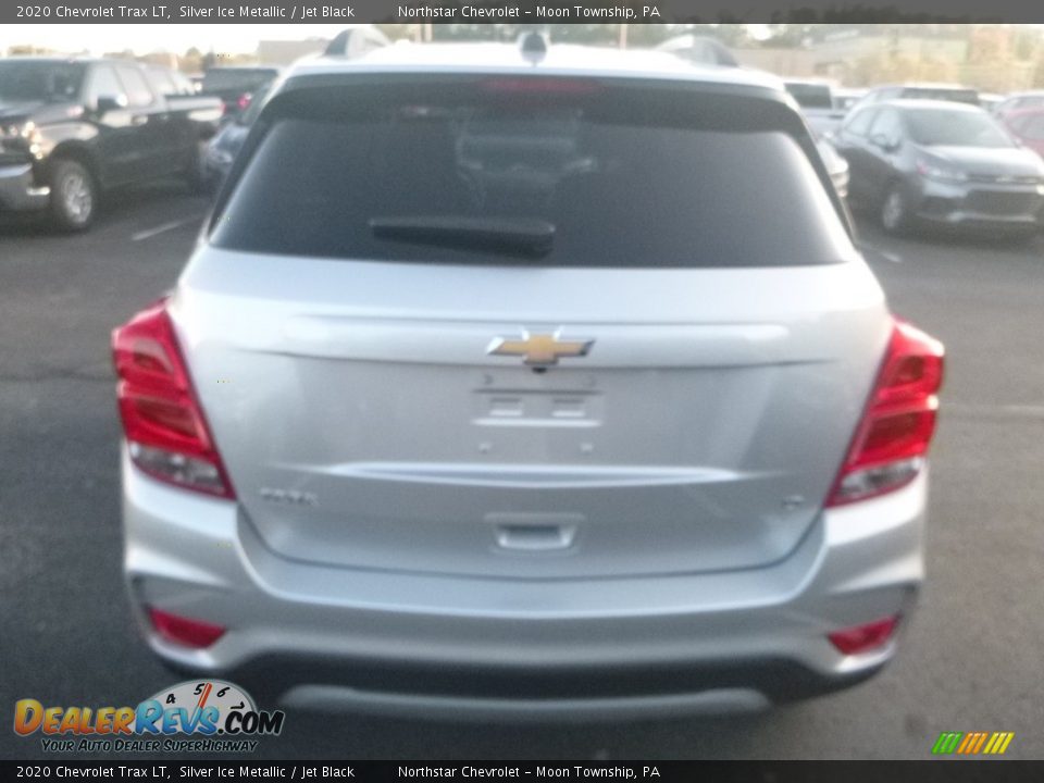 2020 Chevrolet Trax LT Silver Ice Metallic / Jet Black Photo #4