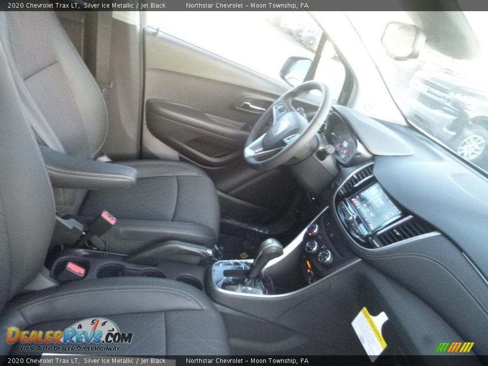 2020 Chevrolet Trax LT Silver Ice Metallic / Jet Black Photo #9