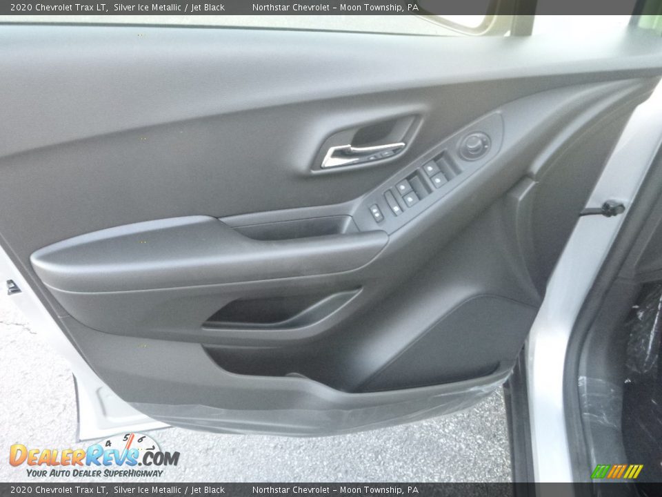 2020 Chevrolet Trax LT Silver Ice Metallic / Jet Black Photo #13