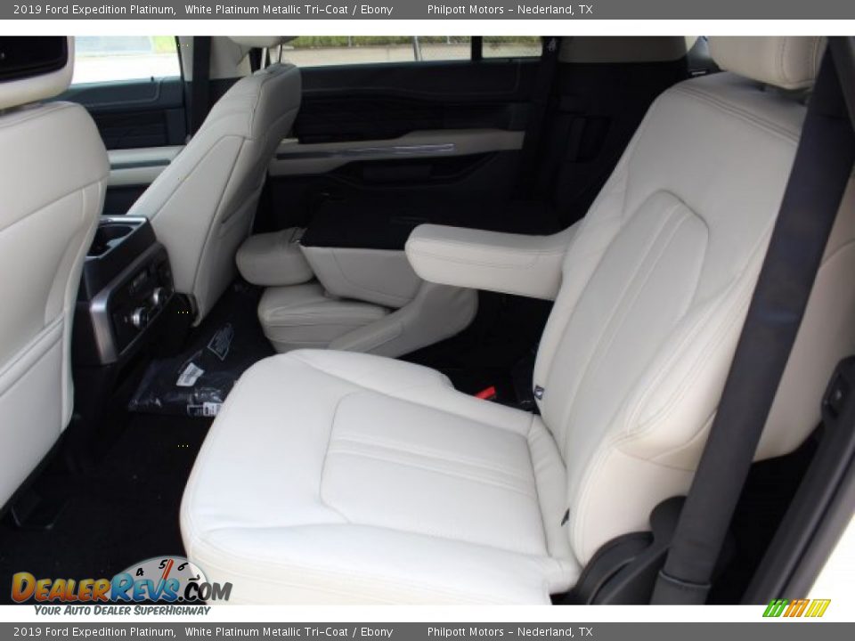 2019 Ford Expedition Platinum White Platinum Metallic Tri-Coat / Ebony Photo #19