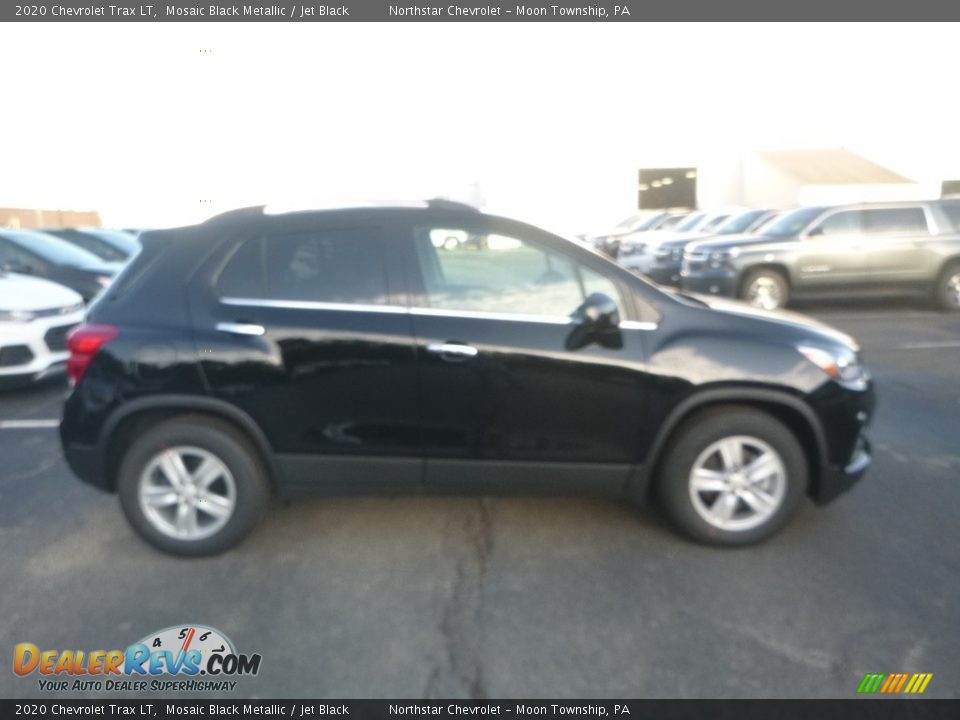 2020 Chevrolet Trax LT Mosaic Black Metallic / Jet Black Photo #6
