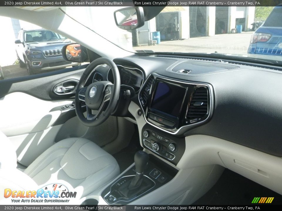 2020 Jeep Cherokee Limited 4x4 Olive Green Pearl / Ski Gray/Black Photo #8