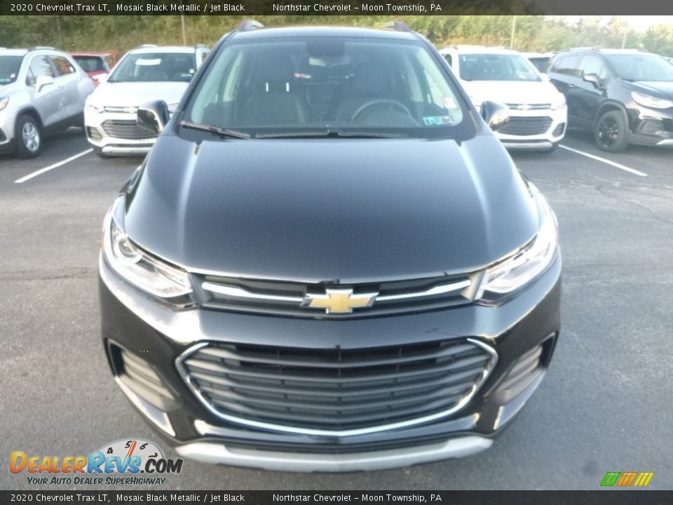 2020 Chevrolet Trax LT Mosaic Black Metallic / Jet Black Photo #8