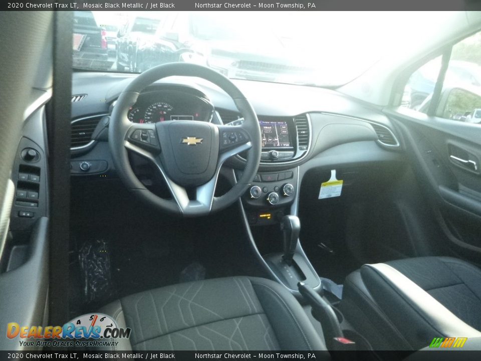 2020 Chevrolet Trax LT Mosaic Black Metallic / Jet Black Photo #12