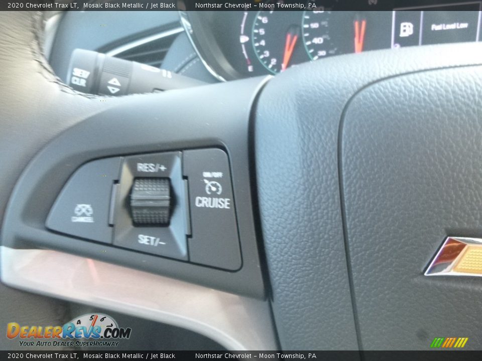 2020 Chevrolet Trax LT Mosaic Black Metallic / Jet Black Photo #19