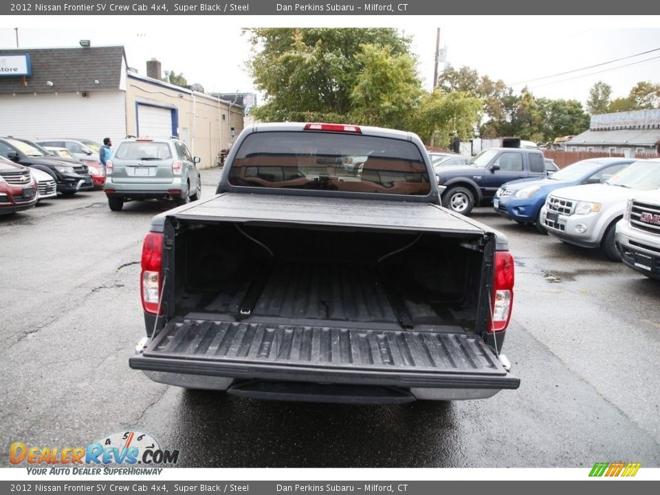 2012 Nissan Frontier SV Crew Cab 4x4 Super Black / Steel Photo #13