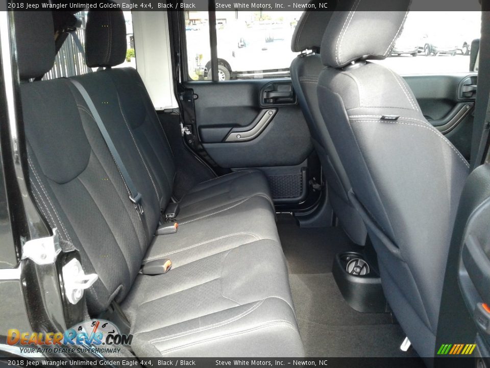 2018 Jeep Wrangler Unlimited Golden Eagle 4x4 Black / Black Photo #13