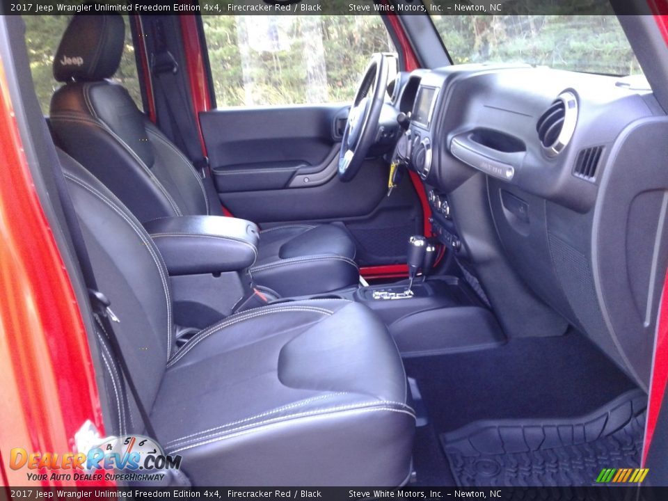 2017 Jeep Wrangler Unlimited Freedom Edition 4x4 Firecracker Red / Black Photo #15