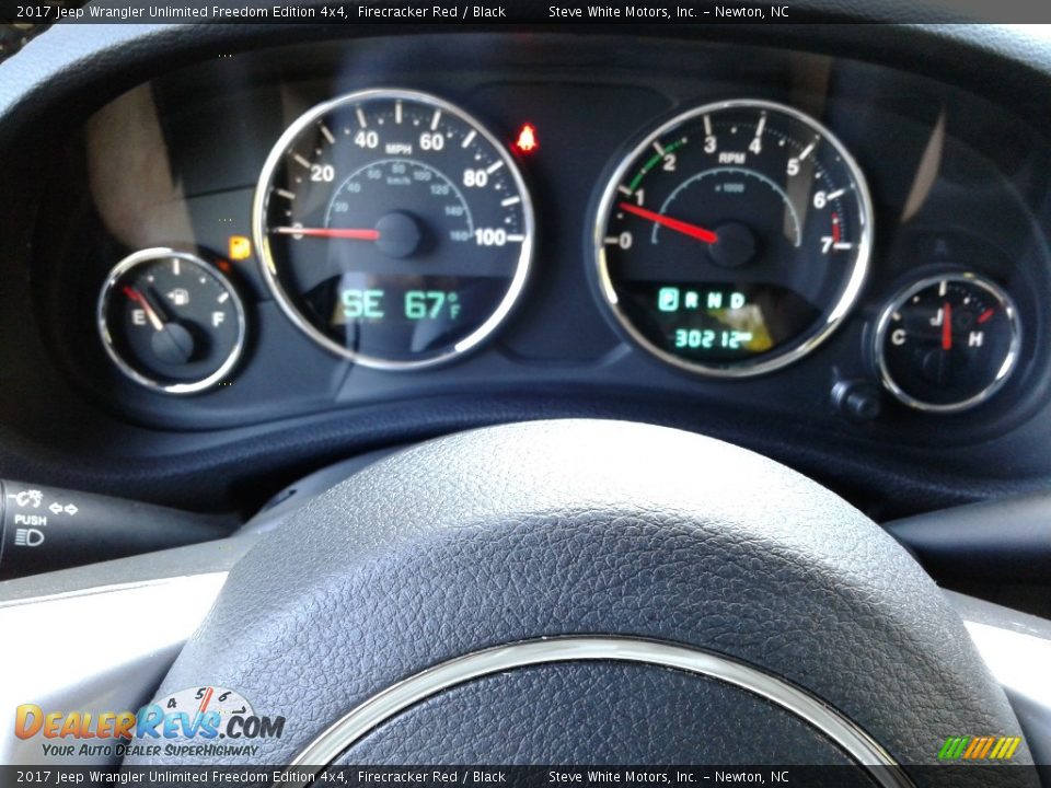 2017 Jeep Wrangler Unlimited Freedom Edition 4x4 Firecracker Red / Black Photo #19