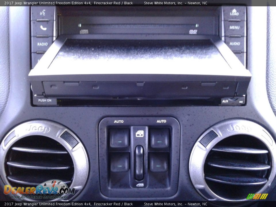 2017 Jeep Wrangler Unlimited Freedom Edition 4x4 Firecracker Red / Black Photo #22