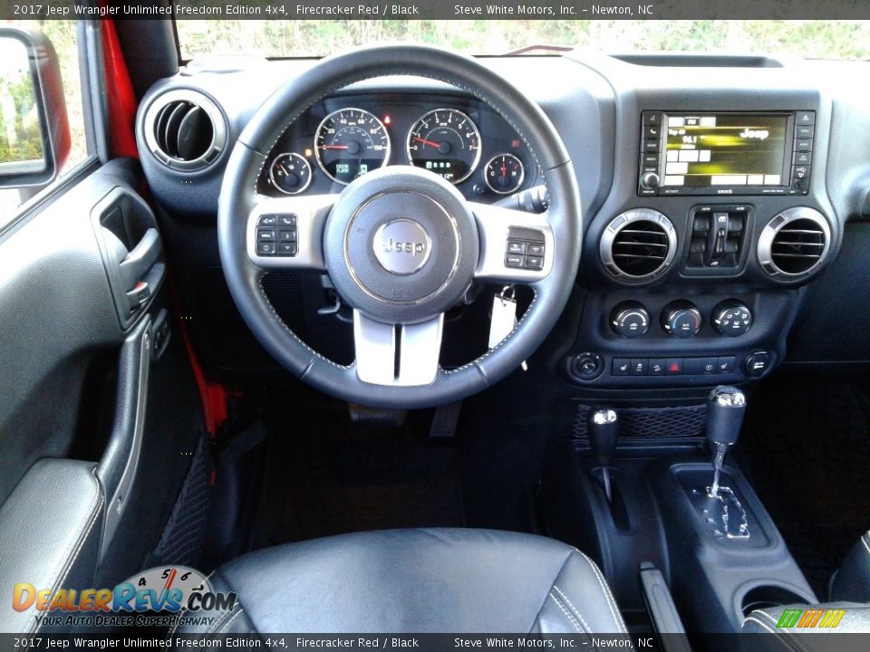 2017 Jeep Wrangler Unlimited Freedom Edition 4x4 Firecracker Red / Black Photo #26
