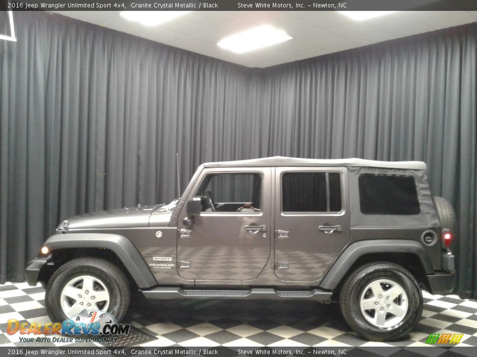 2016 Jeep Wrangler Unlimited Sport 4x4 Granite Crystal Metallic / Black Photo #1