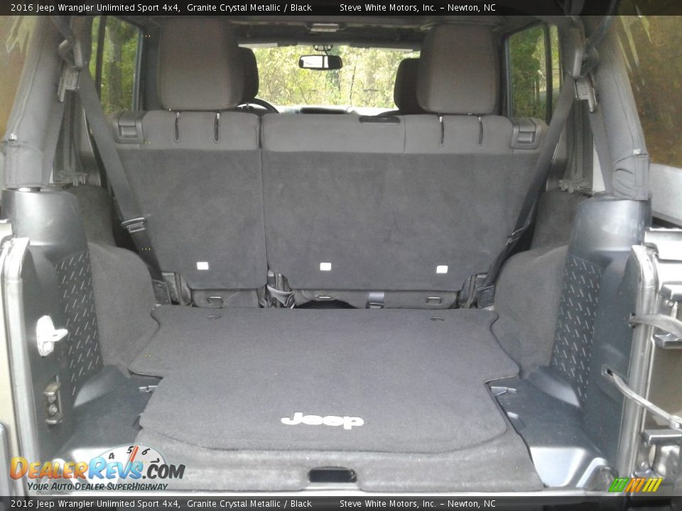 2016 Jeep Wrangler Unlimited Sport 4x4 Granite Crystal Metallic / Black Photo #12