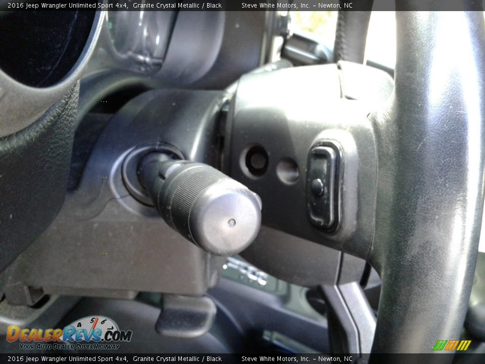 2016 Jeep Wrangler Unlimited Sport 4x4 Granite Crystal Metallic / Black Photo #15