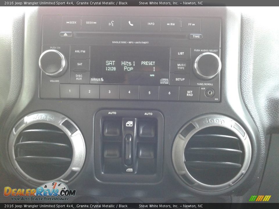 2016 Jeep Wrangler Unlimited Sport 4x4 Granite Crystal Metallic / Black Photo #20