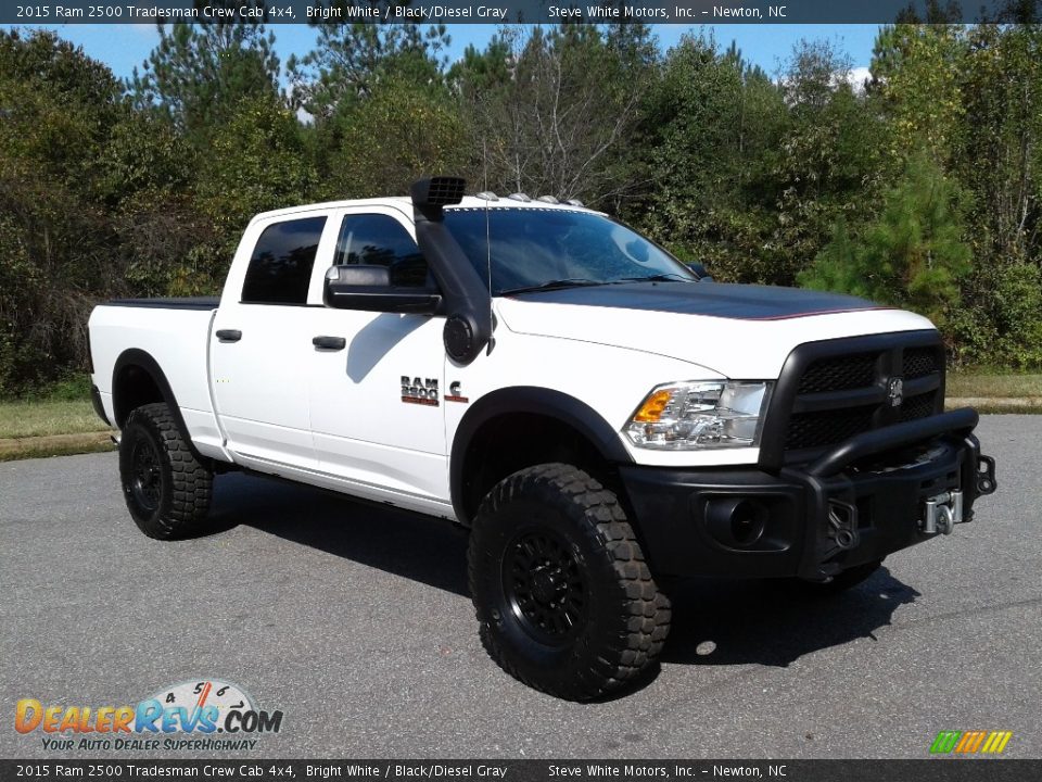 2015 Ram 2500 Tradesman Crew Cab 4x4 Bright White / Black/Diesel Gray Photo #4