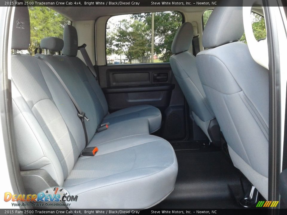 2015 Ram 2500 Tradesman Crew Cab 4x4 Bright White / Black/Diesel Gray Photo #14