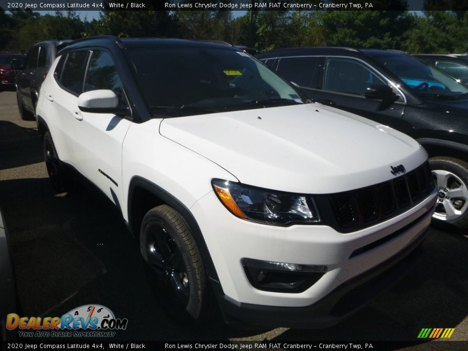 2020 Jeep Compass Latitude 4x4 White / Black Photo #5