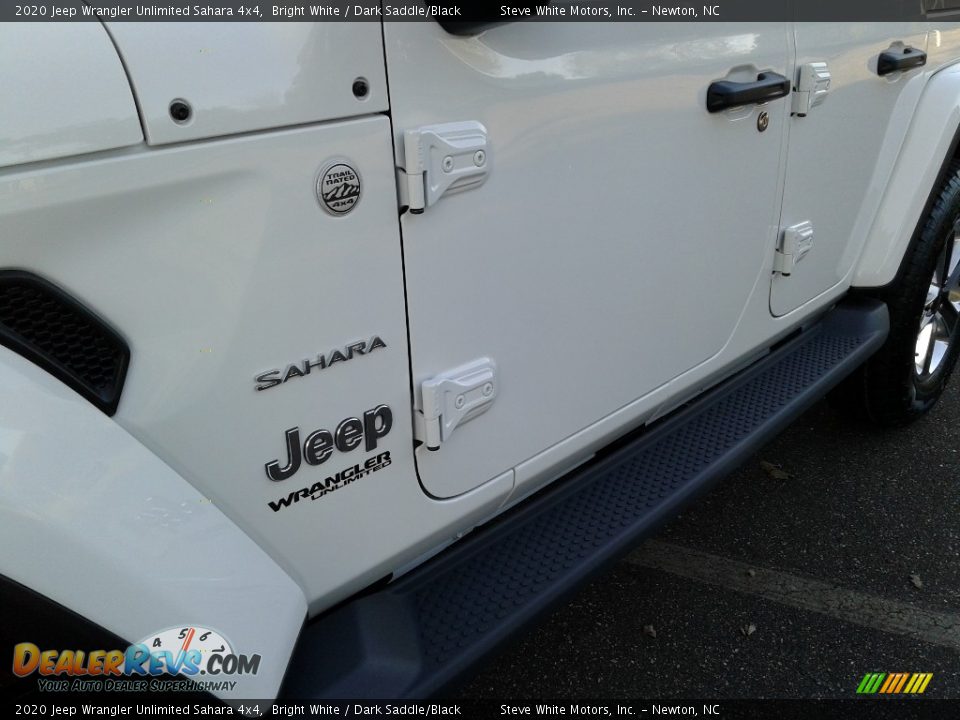 2020 Jeep Wrangler Unlimited Sahara 4x4 Bright White / Dark Saddle/Black Photo #29