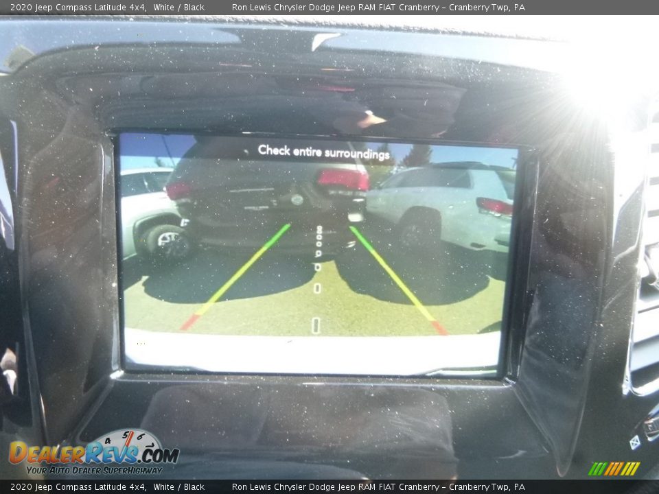 2020 Jeep Compass Latitude 4x4 White / Black Photo #15
